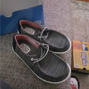 Hey Dude Wendy Youth Navy Shoes Kids Size 11.5